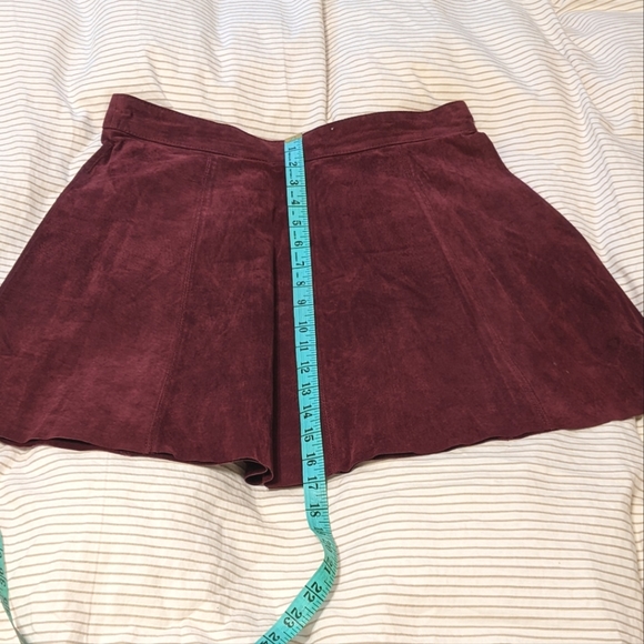 EUC Forever 21 leather mini skirt $50 - Picture 7 of 8